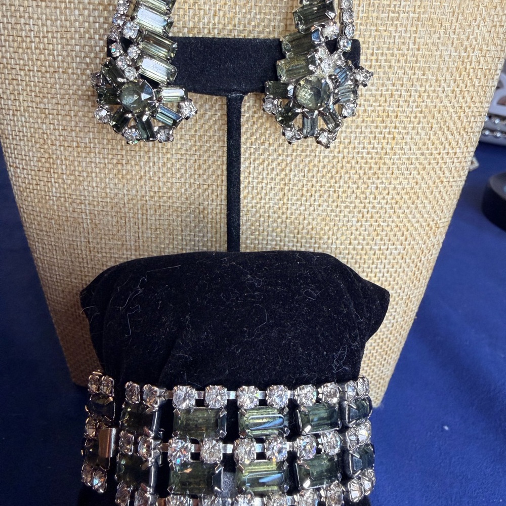 Vintage Green and Crystal Bracelet and Earrings